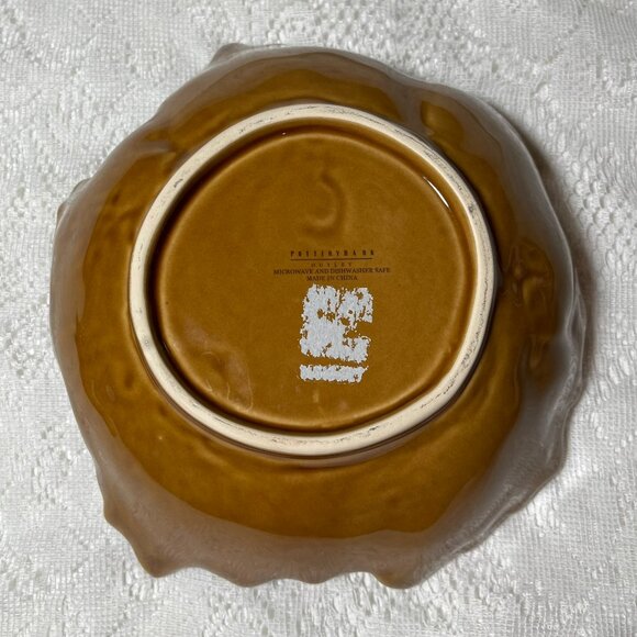 Pottery Barn Outlet Leaf Bowl - Fall Leaf Shape, Amber, Stoneware, No Trim - Picture 3 of 3
